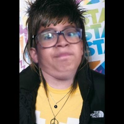 GoggenGamer's profile picture. Oi, meu nomi é Gógi Gueimi. Sou conhecido como Pe Lanza e gosto de ir no Parqe (sim escrevi Parqe pq caguei memu) http://t.co/zJwQQAD07J