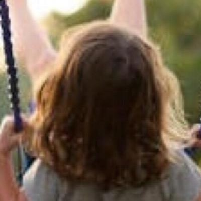 i_beeboo's profile picture. دكتوراة في الفلسفة.. لست مثالية ولكن أسعى دائما أن أكون شخصاً أفضل.