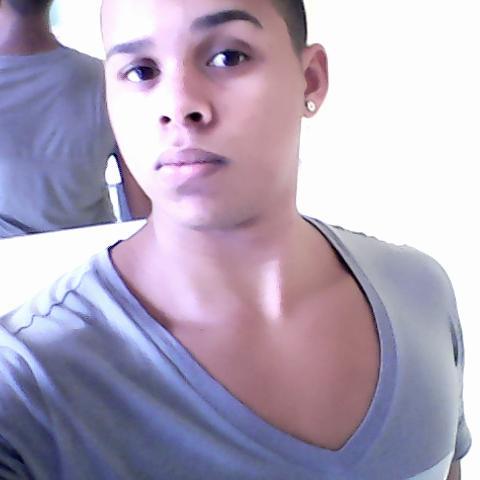 RuanHOficial's profile picture. @Henriquer