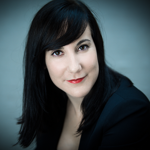 coralieboaao's profile picture. EMEA Recruiter @Facebook
@HECParis @Univers_Paris2 @UoMNews Alumni 
@CercleHebe @JDHEC