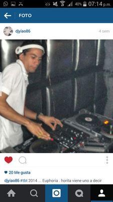 Dj live del artista urbano EL CHUAPE instagram @djyiao86