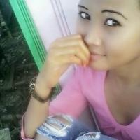 nur (@arwansyahira) 's Twitter Profile