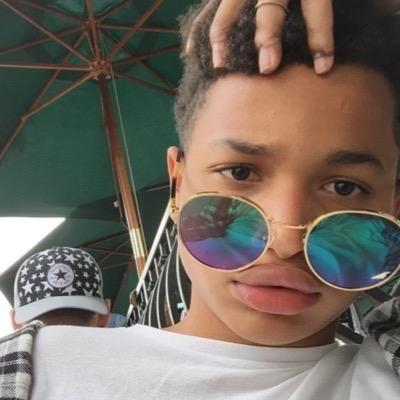Fans of ur local chicken nugget :/ @DESTINCONRAD