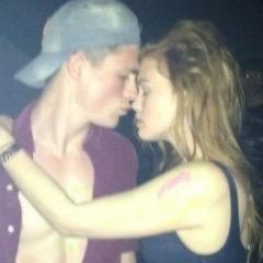 andrealover666's profile picture. MY HEART iS FROZEN WiTH VERSACE iCE