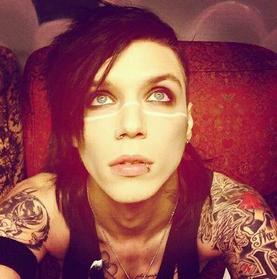 AndrewDennisBiersack |singer -songwriter✞married to @amyrossbvb✞ daughter @biersack_Brooke✞