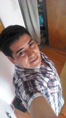 Signo virgo por lo que soy bastante perfeccionista, crítico, enamorado, tierno, apegado a la familia, alegre y fiestero.