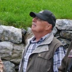 Kritischer Beobachter des Zeitgeschehens; Observateur critique de l'actualité.