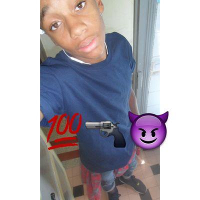 lcasselespieds's profile picture. tu veux te tapé des barres tellement grande et dure  que tu te pisseras dessus ✨