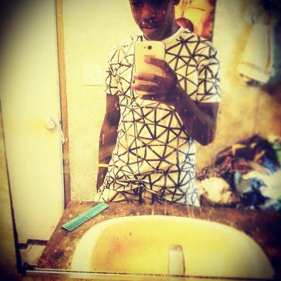 let life move on for a young man like me but I have to keep my head up and keep it moving never back down and show no fear to no one
I'm blind to the bull shit