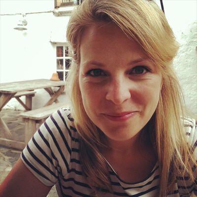 Dr Lucy Anderson Profile