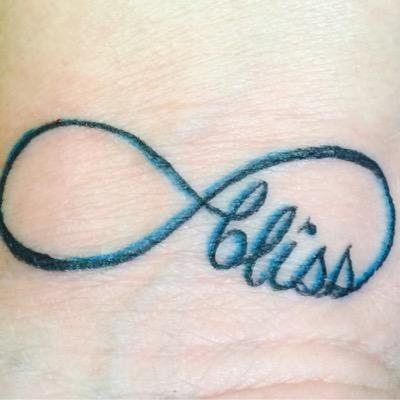 BabsWalck's profile picture. Don't let yesterday use up too much of today