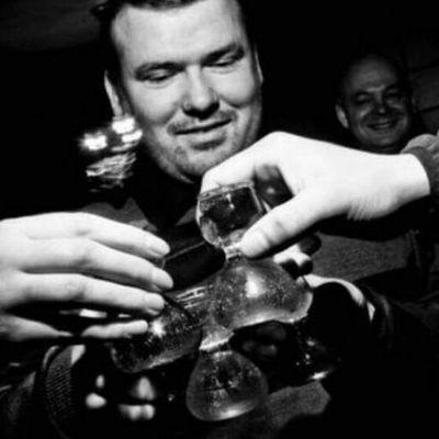 joncastle23's profile picture. HAPPY HATTER