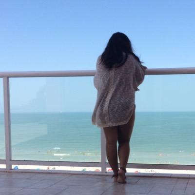 Vanessa_Rearden's profile picture. add my new Twitter nessawessaaa