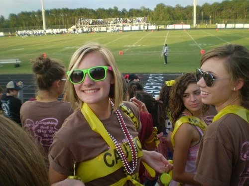 hellzyeah's profile picture. 