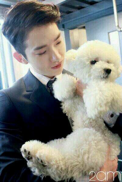 2AM Jo Kwon first international fanbase account.
Tumblr : http://t.co/EkphESx0di