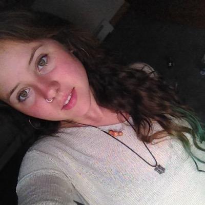 hlrousey's profile picture. dirty hippie.