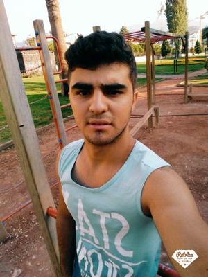 ___Huseyin____'s profile picture. Bazı insanlar olmasını ister, bazıları olmasını bekler, bazıları ise oldurur.