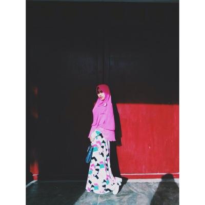 yunitaintantari's profile picture. let Allah ta'ala be the ruler over our hearts, not the dunya  #YAKUSA