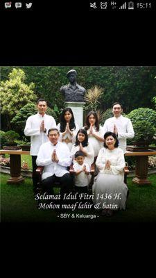 NababanDerry's profile picture. 