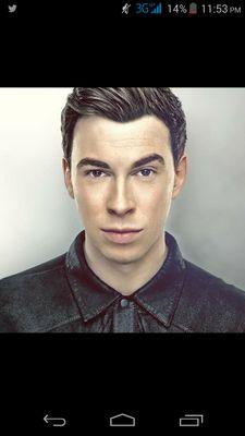 A fan page dedicated to the one and only Hardwell!!