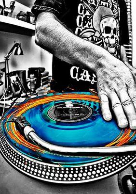 249fb682a09b40d's profile picture. hola que ASE