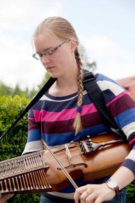 Twitter page of Louise Bylund, guide and musician on the Swedish instrument nyckelharpa.
スウェーデンの民族楽器ニッケルハルパでの公認民族音楽家とストックホルム公認ガイドルイース・ビュールンドの公式ページです。宜しくお願いします!