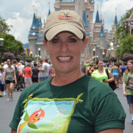 WDW and DCL fan, DVC member. Granny, amateur athlete, UltraRunning and cycling enthusiast. Food & wine lover.