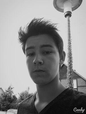 87dcec2200ec418's profile picture. 