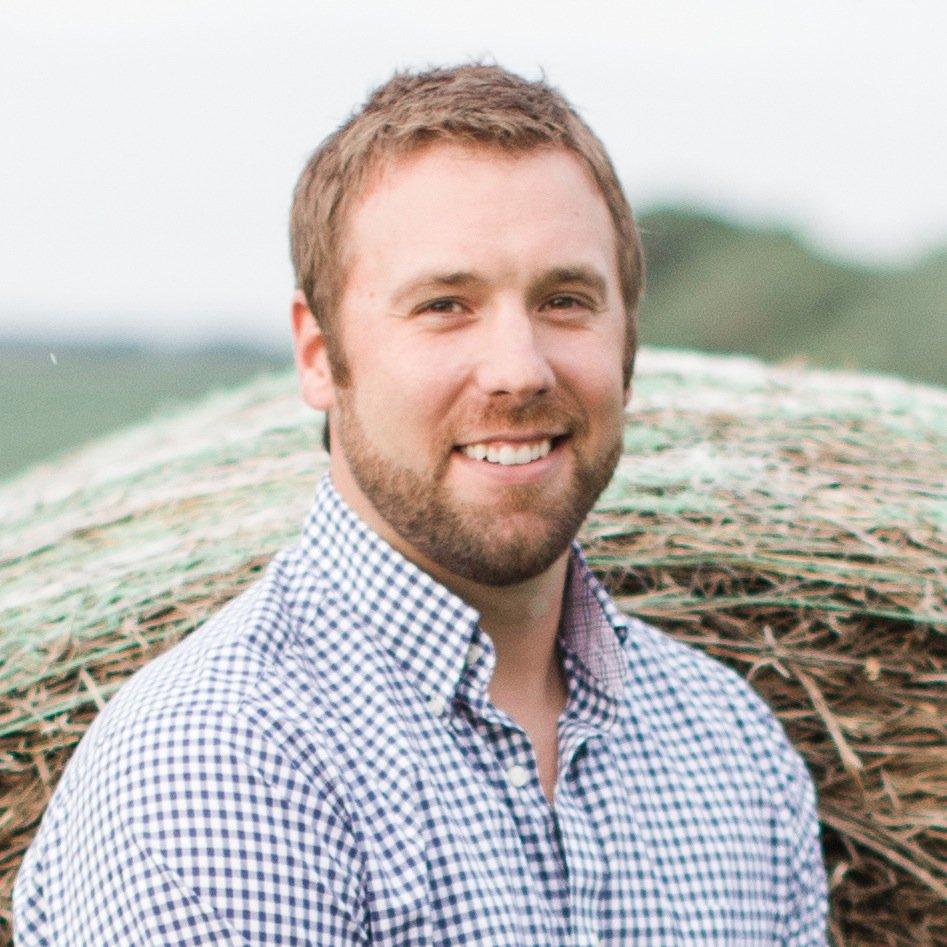 WebbrRealEstaet's profile picture. Tom Webber - Sports Field Construction Professional, Real Estate , IL RE Broker, Combat  Army Veteran, Freedom Lover