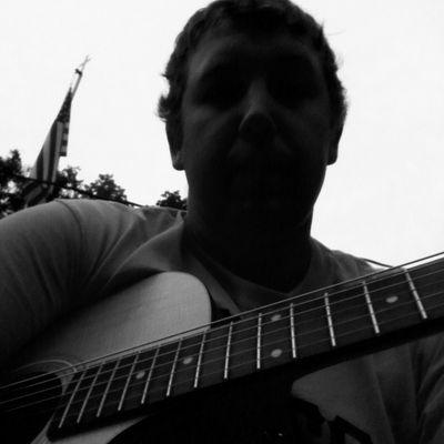 sixstrings114's profile picture. Mechanic, welder, electrician, guitar player, but most importantly and my favorite: A father