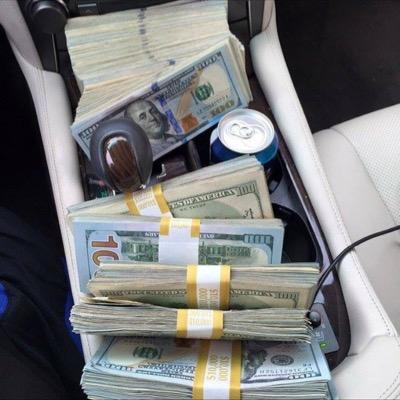 CashOutDimes's profile picture. We learned from our losses. 8 years in we now cash out in all 4 major sports! We promise you will be cashing out. Just follow us for our FREE picks! Guaranteed!