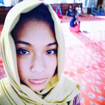 journo drawn to nature, faith & visual storytelling. data-driven stories on Asia @konti_sg