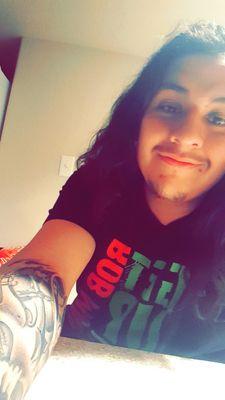 pushtrees818's profile picture. lets keep moving forward.