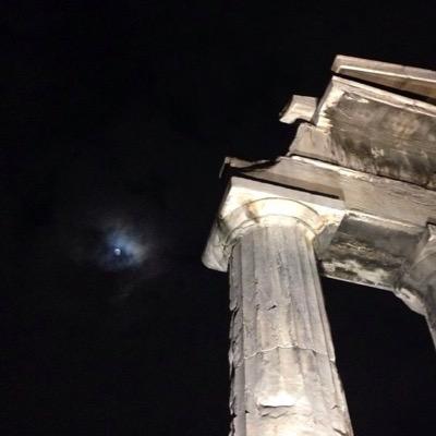 ajoylaurel's profile picture. 