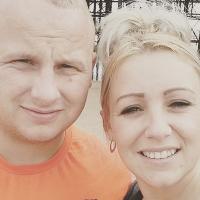 carla aka miss ree x (@52f85c7fb6494b7) 's Twitter Profile