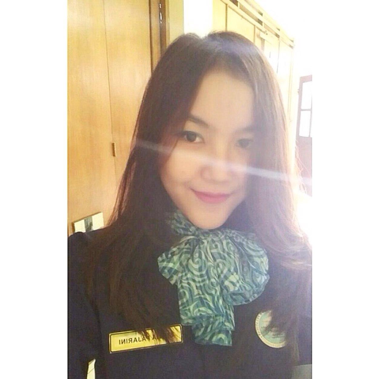 sintiafajarini1's profile picture. Ig; sintiafjrni