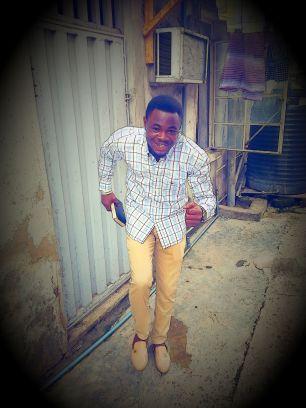 crownboyanty's profile picture. 