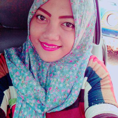 Saat hidup seperti ini, bersabarlah dan tegar. . .