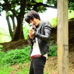 HIGH LIMIT 185 ex.J.P.NAYUTA 俳句はただの趣味 短歌にシフトしました…つもりでしたが歌は生で歌うことにしてこっそり俳句を再開。HIGH LIMIT CH https://t.co/B3lq0yGQ9H 【info】yoyaku.highlimit@gmail.com