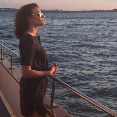 whitneyjbusch's profile picture. This is my life. 140 characters at a time. My acting life, my other jobs life, my opinionated life. It's all here. (Managing Director for @theShakesForum)