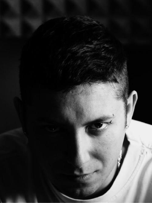 djLocarini's profile picture. Locarini Techno pressure Built in the dark.