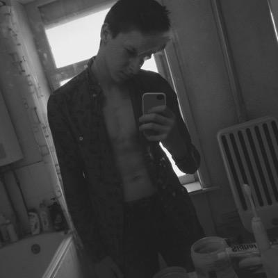 antoinev1008's profile picture. 