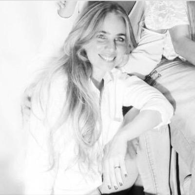 monikacuesta's profile picture. Coreógrafa - gestora cultural // choreographer- arts manager