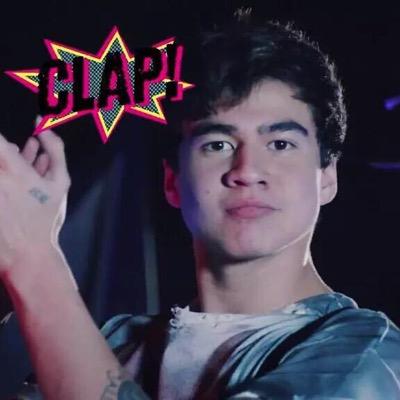 follow @cliffordbarakxt she follows back :-)
