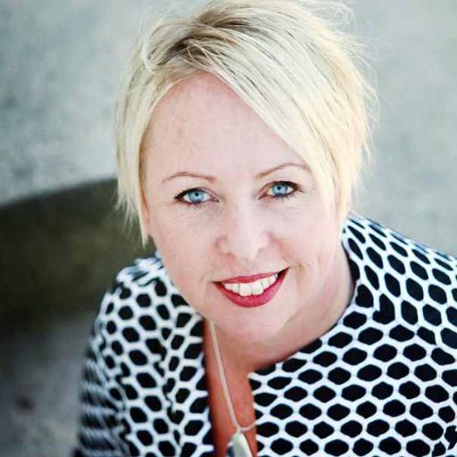 HR-konsult, employer branding, rekryteringsenheten, Eskilstuna kommun. Storyteller, retoriker, hobbykock, kulturtant & bokslukare.Twitteråsikterna är mina egna!