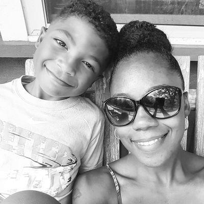 SingleMomBizMom's profile picture. A #SingleMom on the journey of being a #BusinessMom. I tweet to inspire women like me. Let's handle our business, raise our kids and live our dreams!