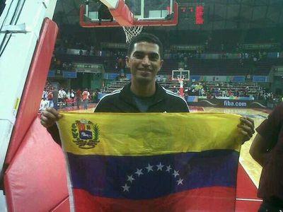 JoseUgas12's profile picture. 