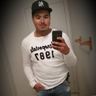 - Houston Tx
- Zacatecas
- Sc: hernandezj10
- Hit Me Up ✌
- SINGLE✌