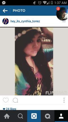 I'm 14
5'1
I love boxing c: I love rock bands and anime cx✌
currently still a photographer in training
kik- weird._.girl
snapchat- cynthiaswag143