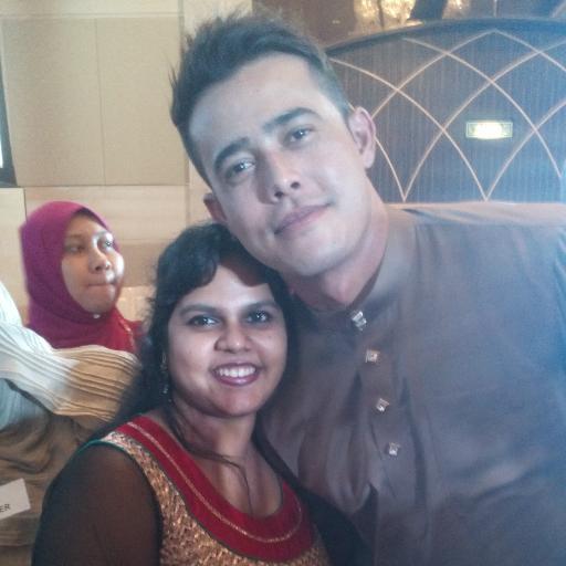 PaulineGeorgina's profile picture. 